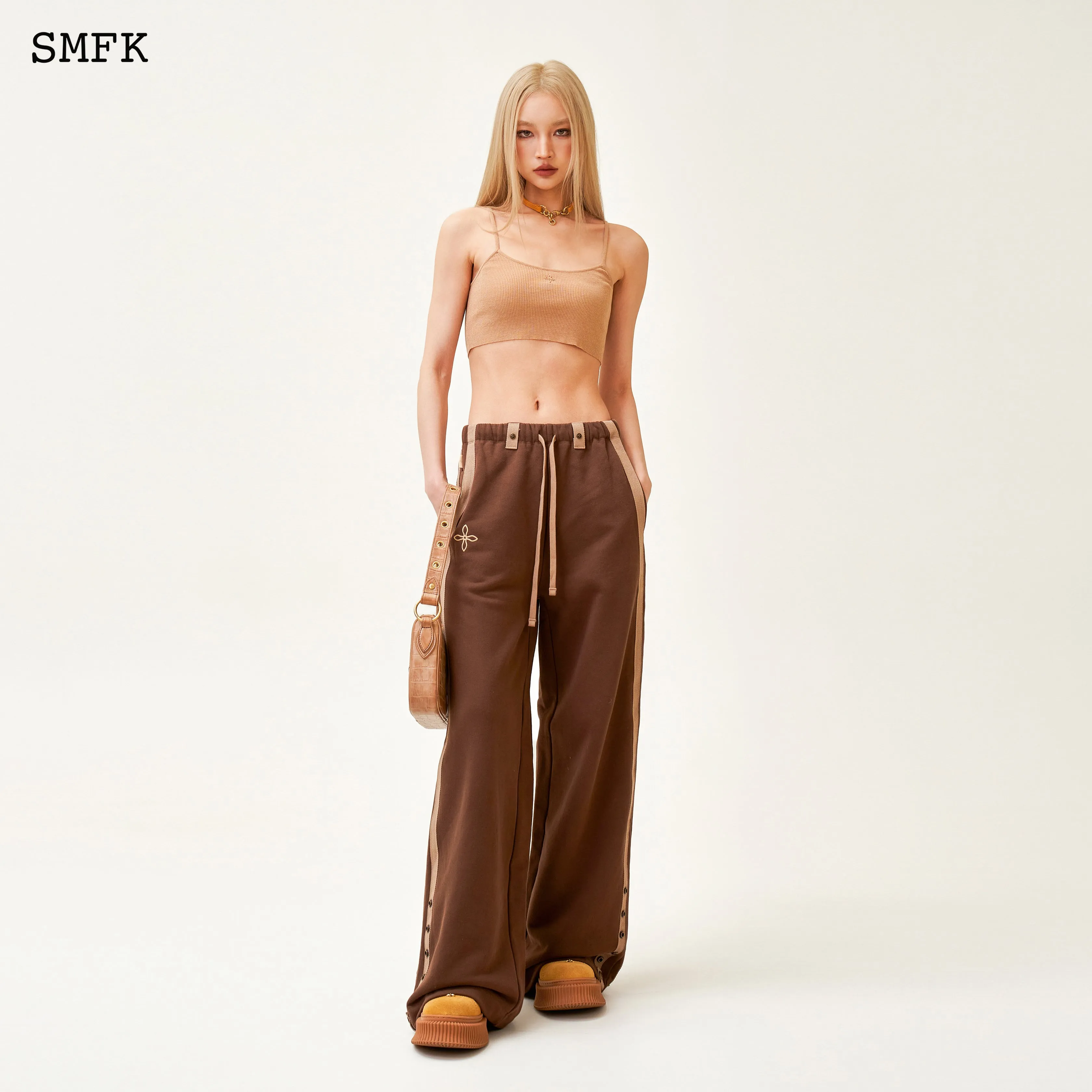 Compass Adventure Wide-Leg Sweatpants Brown
