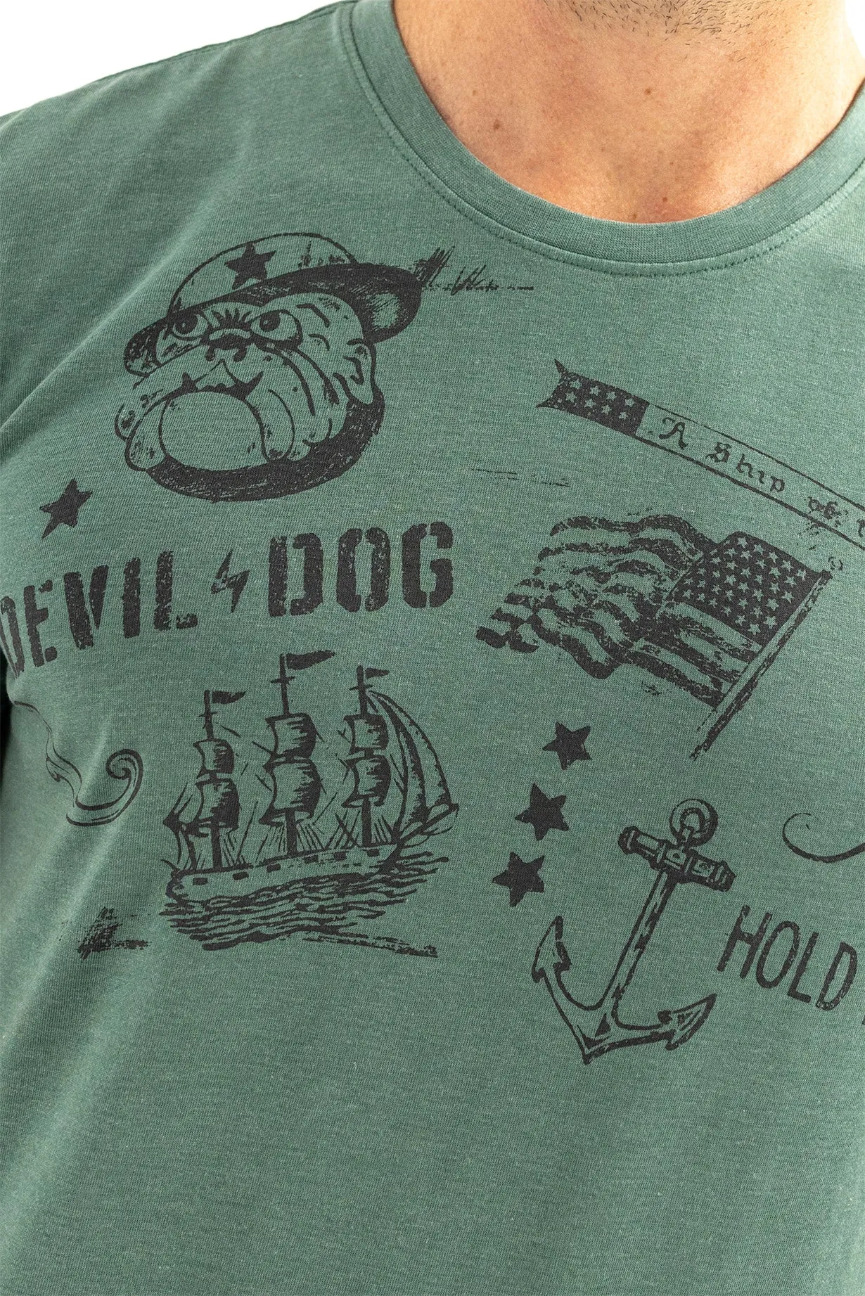 Graphic T-shirt – DIY Stencil