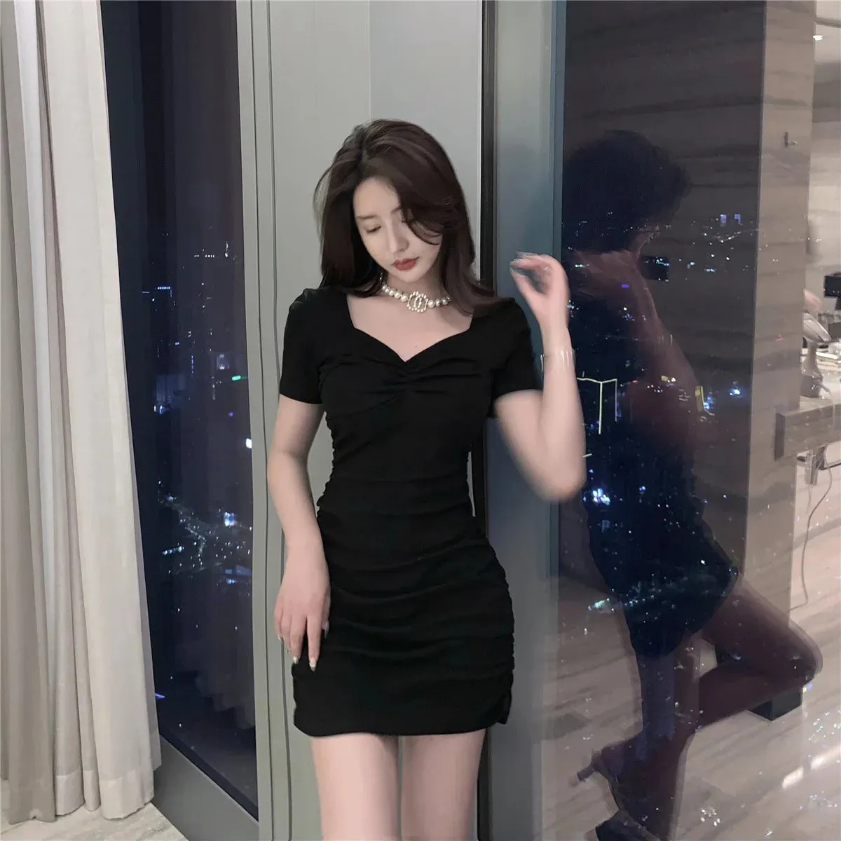 Isadora - Flattering Waist-Defining Dress for Women