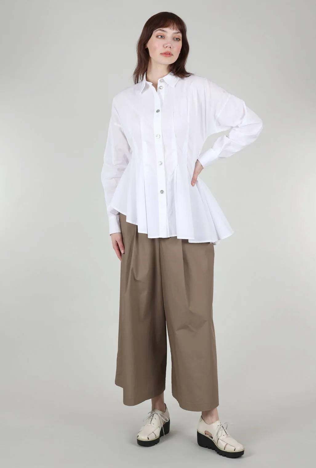 Shapely Essential Shirt, White