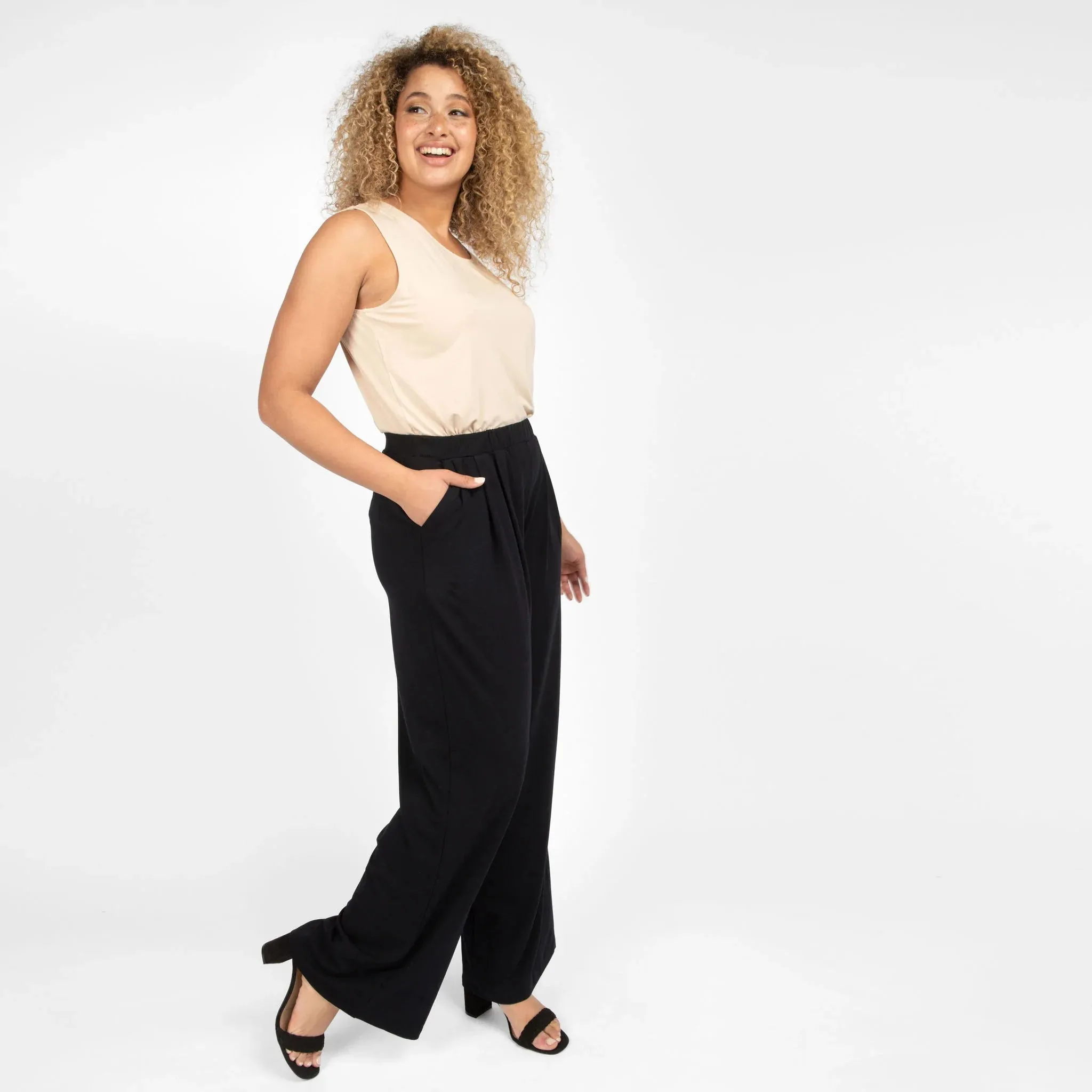 The Comfy Wide Leg Pant in Black